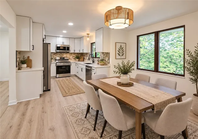 Photo 2 of Single family home for sale at 350 Country Clb Rd, South Strabane, PA 15301 | MLS# 1774018 | Listing updated on 2026-10-14