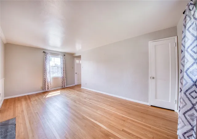 Photo 4 of Single family home for sale at 5362 Fieldcrest Dr, Whitehall, PA 15236 | MLS# 1774066 | Listing updated on 2026-09-12