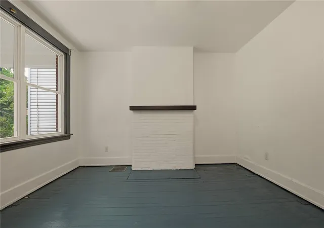 Photo 4 of Single family home for sale at 545 Frayne St, Greenfield, PA 15207 | MLS# 1774067 | Listing updated on 2026-09-13