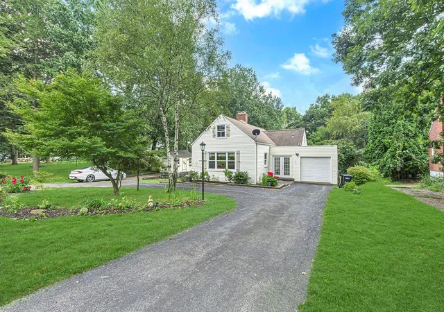 Photo 1 of Single family home for sale at 126 Ctr Grange Rd, Center Twp, PA 15001 | MLS# 1773325 | Listing updated on 2026-09-29