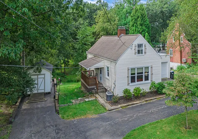 Photo 2 of Single family home for sale at 126 Ctr Grange Rd, Center Twp, PA 15001 | MLS# 1773325 | Listing updated on 2026-09-29