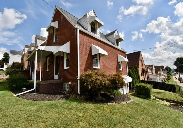 Photo 1 of Sale Pending at 1000 Ewing St, Arnold, PA 15068 | MLS# 1773518 | Listing updated on 2026-10-19