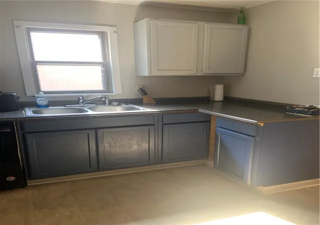 Photo 2 of Single family home for sale at 829 11th Avenue, New Brighton, PA 15066 | MLS# 1774074 | Listing updated on 2026-09-17