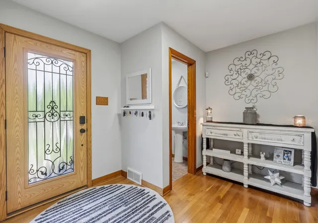 Photo 3 of Single family home for sale at 2043 Montour St Ext, Moon/crescent Twp, PA 15108 | MLS# 1774075 | Listing updated on 2026-09-15