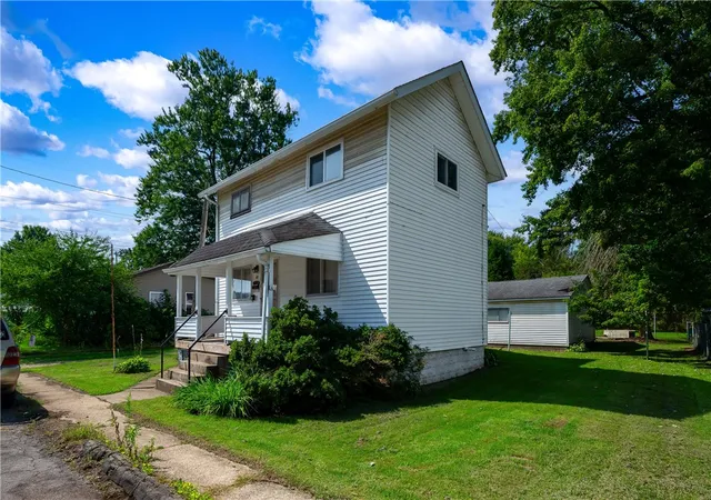 Photo 3 of Sale Pending at 110 Madison Ave, City Of But Sw, PA 16001 | MLS# 1774042 | Listing updated on 2026-09-15