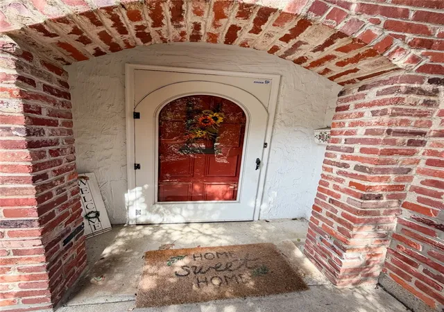 Photo 2 of Townhouse for sale at 608 Maplewood Ct, Ross Twp, PA 15237 | MLS# 1774073 | Listing updated on 2026-09-26