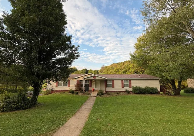 Photo 1 of Manufactured home for sale at 215 Glenford Dr, Chicora Boro, PA 16025 | MLS# 1774091 | Listing updated on 2026-09-25