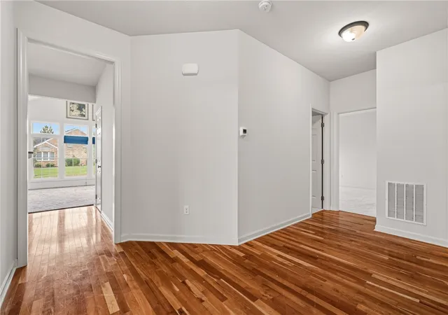 Photo 3 of Condo for sale at 7040 Berringer Ct, Moon/crescent Twp, PA 15108 | MLS# 1773713 | Listing updated on 2026-10-21