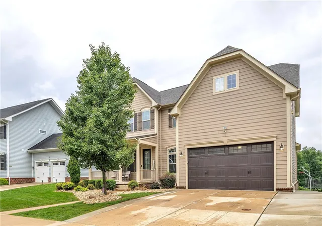 Photo 3 of Single family home for sale at 602 Chilliwack Ln, Marshall, PA 16046 | MLS# 1773693 | Listing updated on 2026-10-05