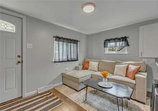 Photo 3 of Single family home for sale at 1301 19th Avenue, Patterson Twp, PA 15010 | MLS# 1773492 | Listing updated on 2026-09-11