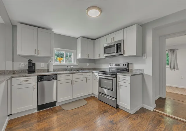 Photo 3 of Single family home for sale at 1301 19th Avenue, Patterson Twp, PA 15010 | MLS# 1773492 | Listing updated on 2026-09-11
