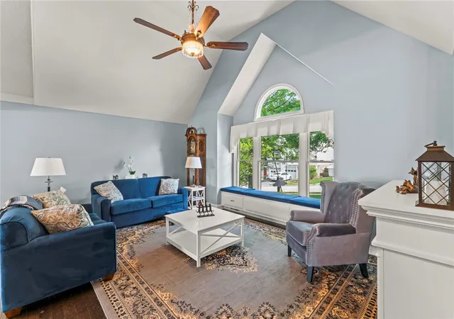 Photo 3 of Single family home for sale at 1272 Meadowbrook Dr, North Strabane, PA 15317 | MLS# 1774002 | Listing updated on 2026-09-11