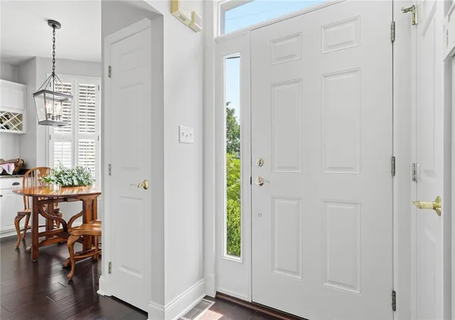 Photo 3 of Townhouse for sale at 2372 Hilltop Rd, Collier Twp, PA 15142 | MLS# 1773984 | Listing updated on 2026-09-19