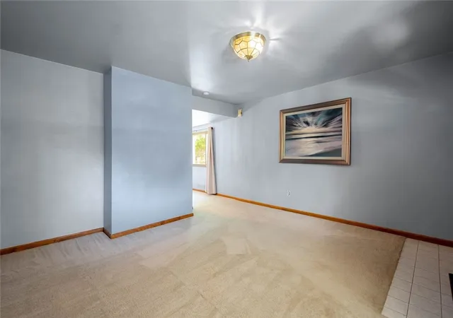 Photo 4 of Single family home for sale at 1734 Rutledge St, Mt Washington, PA 15211 | MLS# 1774119 | Listing updated on 2026-09-11