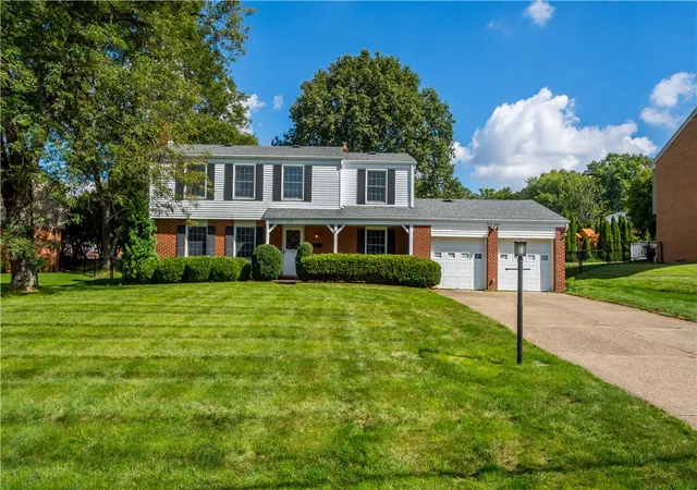 Single family home for sale at 1215 Rolling Meadow Rd, Upper St Clair, PA 15241 | MLS# 1774143
