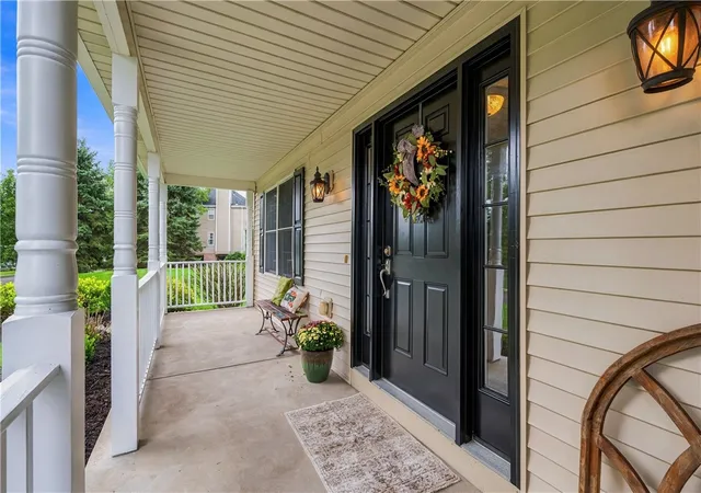 Photo 2 of Single family home for sale at 1042 S Lake Dr, Pine Twp, PA 15044 | MLS# 1774007 | Listing updated on 2026-09-14