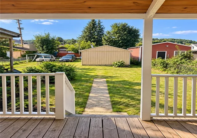 Photo 4 of Single family home for sale at 1613 4th Avenue, Beaver Falls, PA 15010 | MLS# 1773745 | Listing updated on 2026-09-11