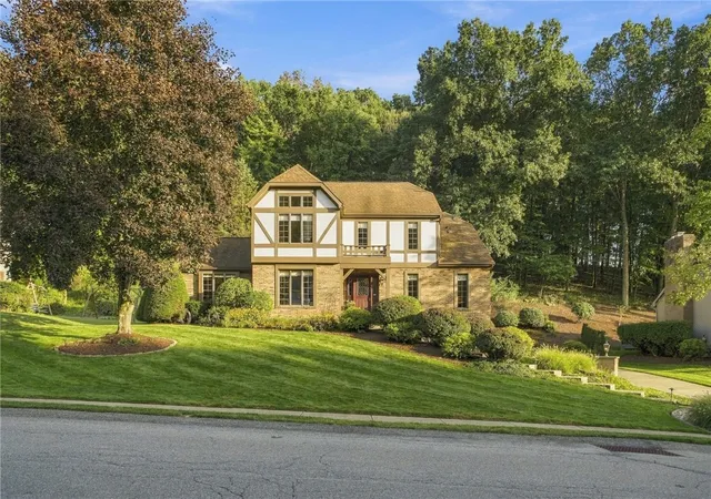 Photo 1 of Single family home for sale at 1213 Country Oak Dr, Marshall, PA 15090 | MLS# 1774016 | Listing updated on 2026-10-04