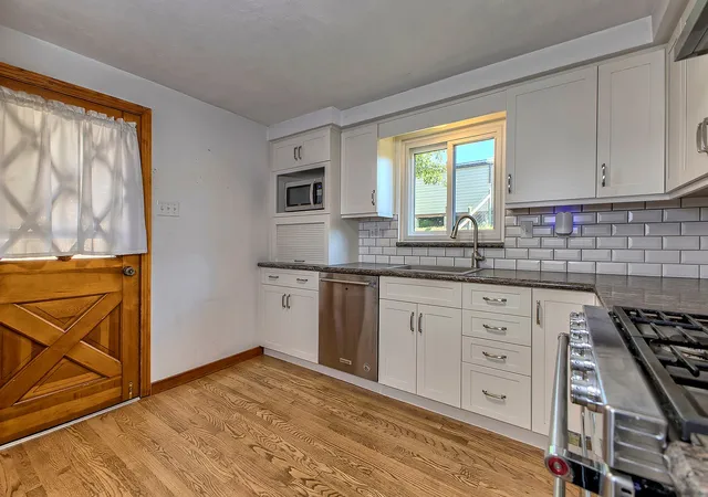 Photo 4 of Single family home for sale at 223 Duncan Sta Rd, Elizabeth Twp/boro, PA 15135 | MLS# 1774162 | Listing updated on 2026-09-12
