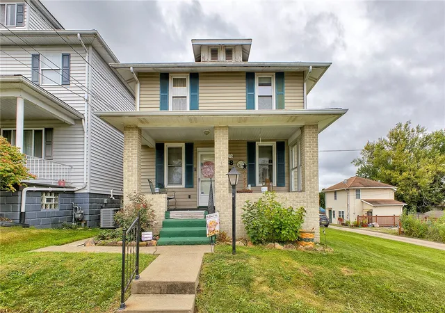 Photo 1 of Single family home for sale at 168 E Askren St, Uniontown, PA 15401 | MLS# 1773681 | Listing updated on 2026-09-30