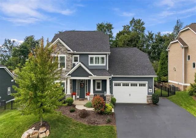 Photo 1 of Single family home for sale at 505 Harvest View Dr, Peters Twp, PA 15367 | MLS# 1774175 | Listing updated on 2026-10-03