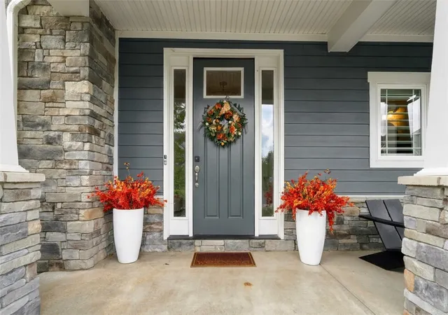 Photo 2 of Single family home for sale at 505 Harvest View Dr, Peters Twp, PA 15367 | MLS# 1774175 | Listing updated on 2026-10-03