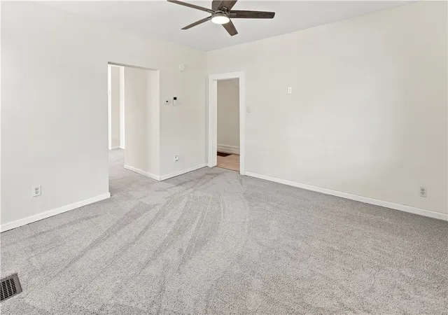 Photo 4 of Single family home for sale at 906 Summit St, Mc Keesport, PA 15132 | MLS# 1773724 | Listing updated on 2026-09-13