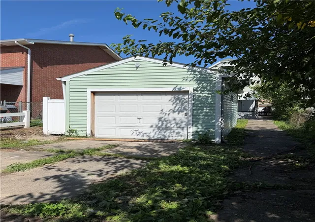 Photo 2 of Single family home for sale at 1508 4th Avenue, Arnold, PA 15068 | MLS# 1773992 | Listing updated on 2026-09-11