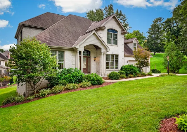 Photo 2 of Single family home for sale at 2383 Morrow Rd, Upper St Clair, PA 15241 | MLS# 1774123 | Listing updated on 2026-09-15