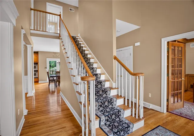 Photo 4 of Single family home for sale at 2383 Morrow Rd, Upper St Clair, PA 15241 | MLS# 1774123 | Listing updated on 2026-09-15