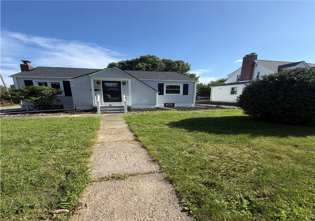 Photo 2 of Single family home for sale at 748 Caldwell Ave, New Kensington, PA 15068 | MLS# 1773993 | Listing updated on 2026-09-11