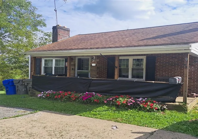 Photo 2 of Single family home for sale at 948 Herman Rd, Summit Twp, PA 16002 | MLS# 1774191 | Listing updated on 2026-09-15