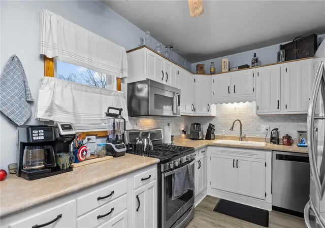 Photo 4 of Single family home for sale at 152 N Haft St, Houston, PA 15342 | MLS# 1774197 | Listing updated on 2026-09-11