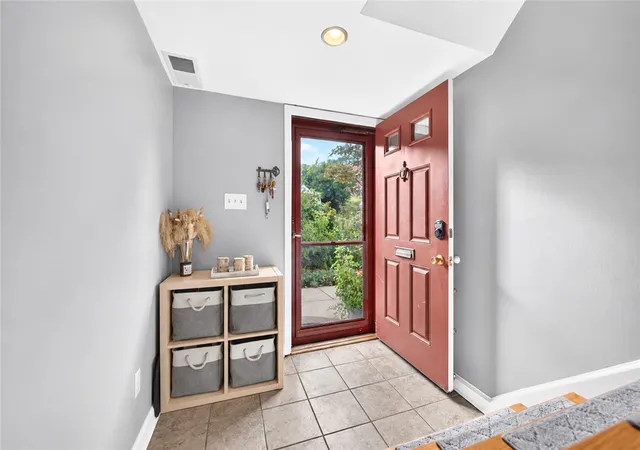 Photo 2 of Condo for sale at 1112 Pennsbury Blvd, Pennsbury, PA 15205 | MLS# 1773828 | Listing updated on 2026-09-12