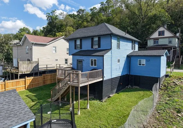 Photo 3 of Single family home for sale at 1106 2nd Street, Brownsville, PA 15417 | MLS# 1774203 | Listing updated on 2026-09-12