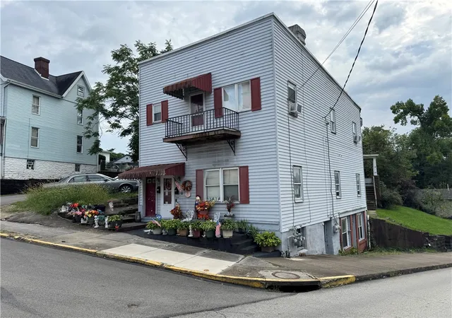 Photo 1 of Multi family home for sale at 200 202 Market St, Belle Vernon, PA 15012 | MLS# 1773020 | Listing updated on 2026-09-12