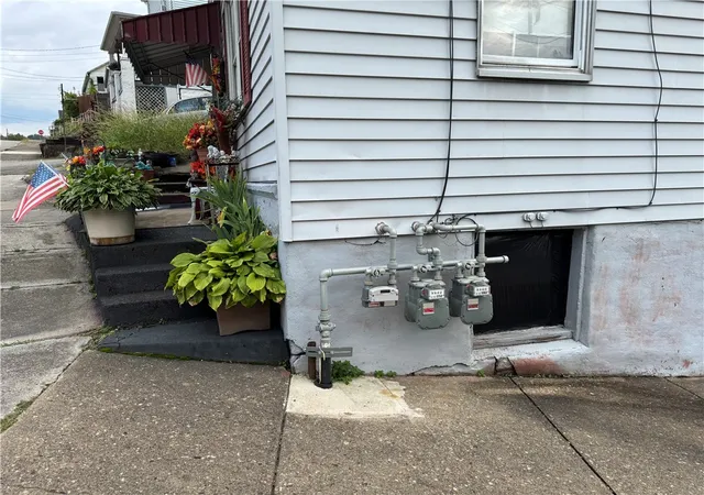 Photo 4 of Sale Pending at 200-202 Market St, Belle Vernon, PA 15012 | MLS# 1773020 | Listing updated on 2026-09-26