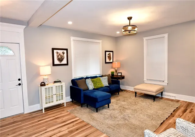 Photo 3 of Single family home for sale at 426 Wayne Ave, Ellwood City, PA 16117 | MLS# 1774217 | Listing updated on 2026-09-13