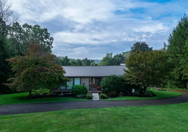 Photo 1 of Single family home for sale at 847 Whitestown Rd, Connoquenessing Twp, PA 16001 | MLS# 1774218 | Listing updated on 2026-09-13