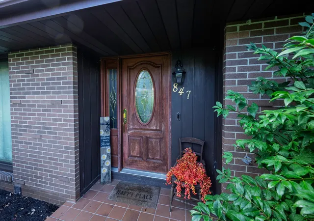 Photo 3 of Single family home for sale at 847 Whitestown Rd, Connoquenessing Twp, PA 16001 | MLS# 1774218 | Listing updated on 2026-09-13