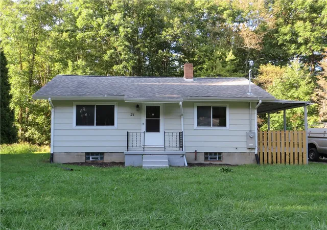 Photo 1 of Single family home for sale at 21 Maple Ter, Liberty Twp, PA 16127 | MLS# 1774221 | Listing updated on 2026-09-17