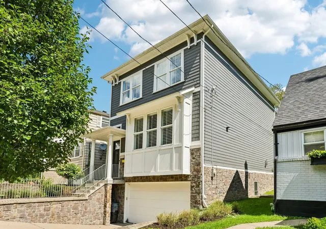 Photo 2 of Single family home for sale at 333 Shaler St, Mt Washington, PA 15211 | MLS# 1774228 | Listing updated on 2026-09-13