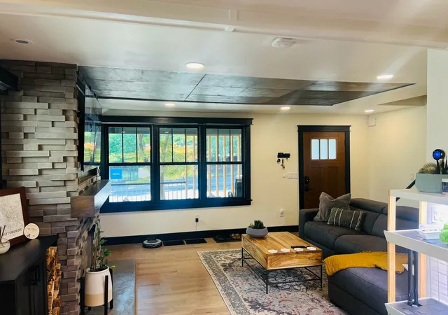 Photo 2 of Single family home for sale at 7225 Penn Ave, Point Breeze, PA 15208 | MLS# 1774244 | Listing updated on 2026-10-20