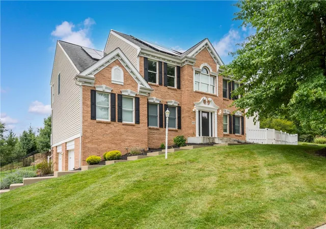 Photo 1 of Single family home for sale at 5837 Longview Cir, South Fayette, PA 15017 | MLS# 1774048 | Listing updated on 2026-09-14