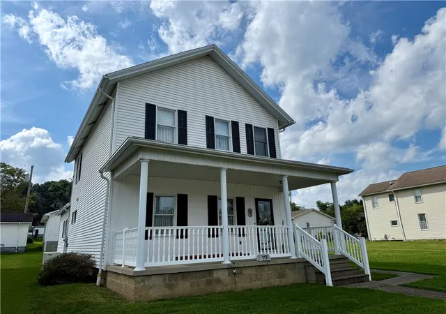 Photo 1 of Single family home for sale at 117 N Euclid Ave, Parker City, PA 16049 | MLS# 1774020 | Listing updated on 2026-09-15