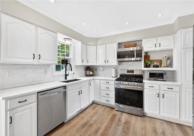 Photo 3 of Single family home for sale at 113 Rye Ct, Kennedy Twp, PA 15136 | MLS# 1773798 | Listing updated on 2026-09-13