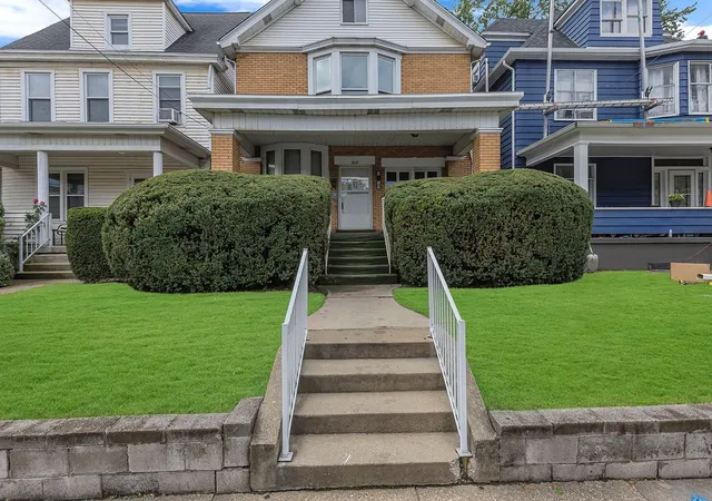 Single family home for sale at 517 Maplewood Ave, Ambridge, PA 15003 | MLS# 1774268