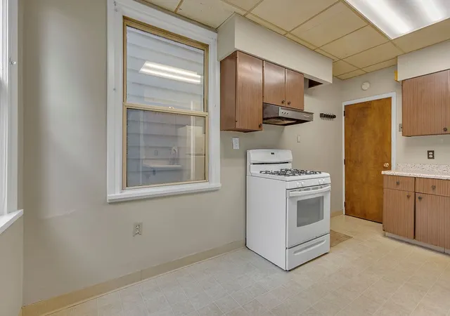 Photo 4 of Single family home for sale at 517 Maplewood Ave, Ambridge, PA 15003 | MLS# 1774268 | Listing updated on 2026-09-14