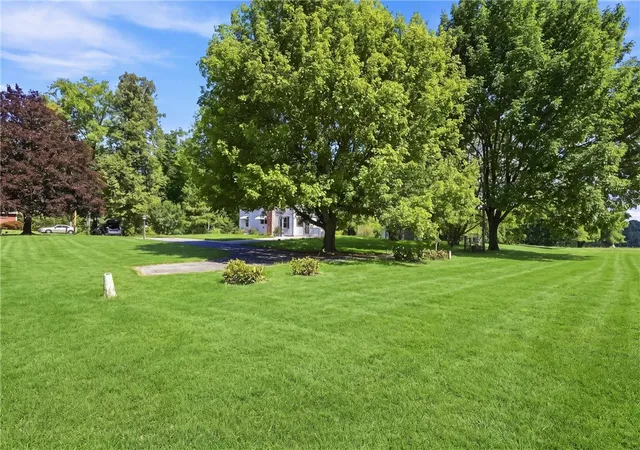 Photo 2 of Single family home for sale at 1229 Mohawk School Rd, Mahoning Twp, PA 16116 | MLS# 1774271 | Listing updated on 2026-09-13