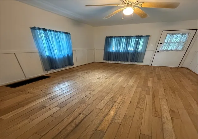 Photo 4 of Single family home for sale at 405 Washington St, Indiana Boro, PA 15701 | MLS# 1774272 | Listing updated on 2026-09-13